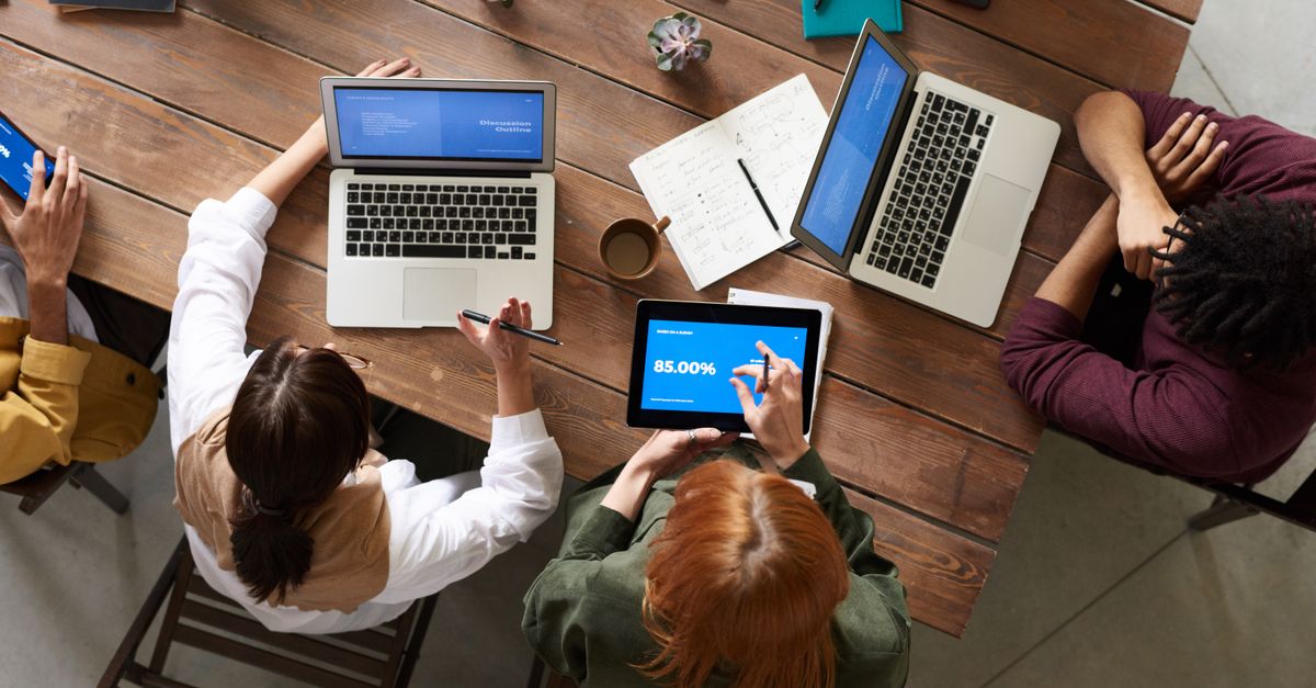 How to Migrate a Website to a New Host Without Downtime (2026 Guide)